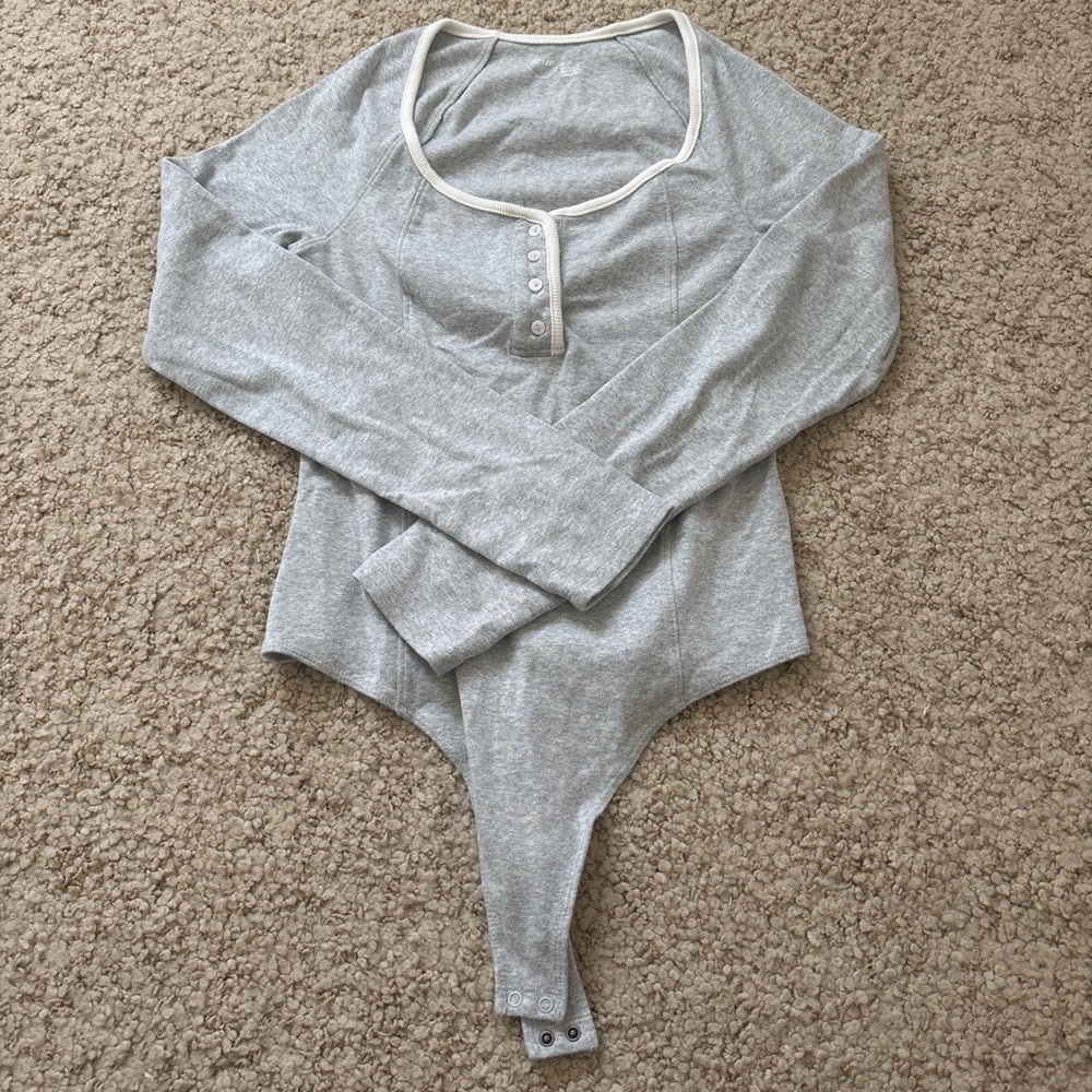 Aerie Light Gray Long Sleeve Top with Button Accents